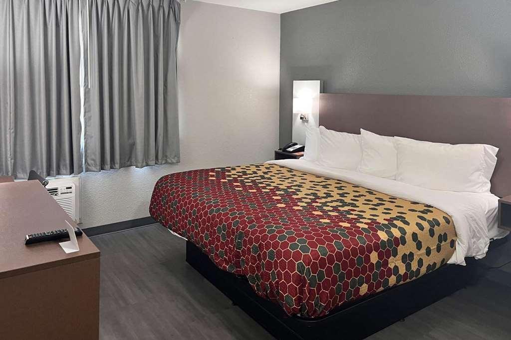 Econo Lodge פורטייג' חדר תמונה